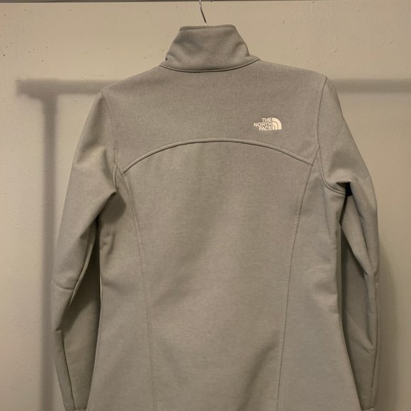 The North Face Apex Bionic Jacket Gray Medium - Picture 2 of 2